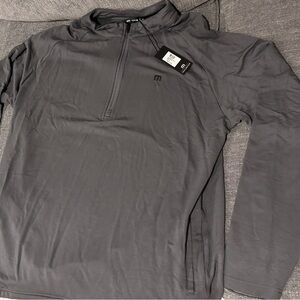 Travis Mathew pullover